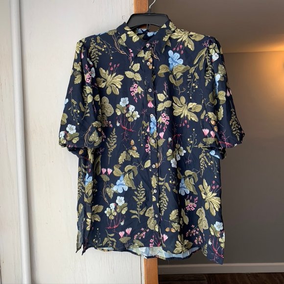 Ann Taylor Tops - Ann Taylor floral shirt